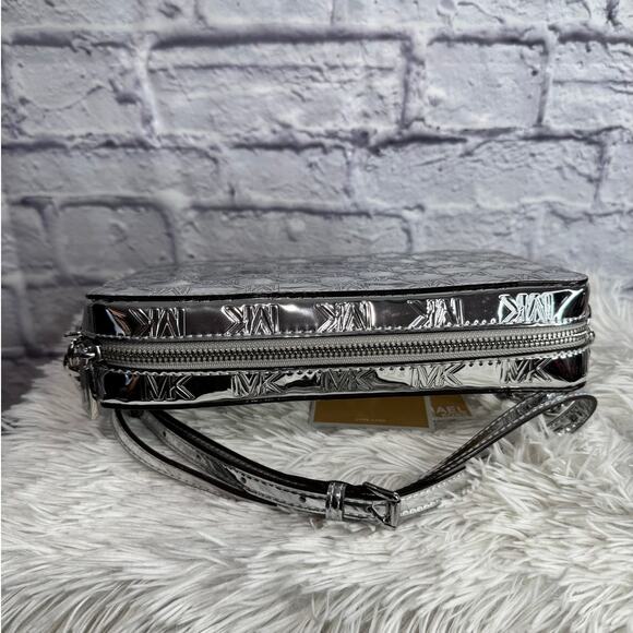 MICHAEL KORS Facet Logo Embossed Specchio Crossbody Bag Silver NEW - Picture 3 of 7